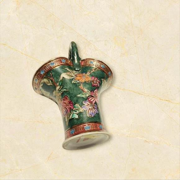 Vintage Chinese Ceramic Floral Basket Basket With Floral Design And Gold Trim - Picture 7 of 12